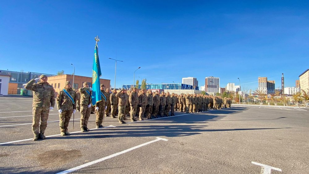 Столичные спасатели перешли на зимнюю форму одежды — Фото 3