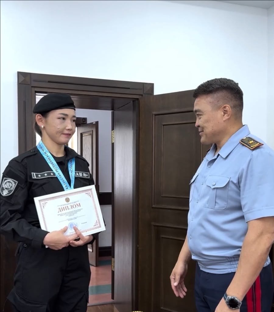 Сотрудница полиции Алматы стала чемпионкой Казахстана по жекпе-жек