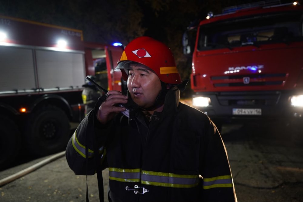 Спасатели ликвидировали пожар в комнате студенческого общежития
