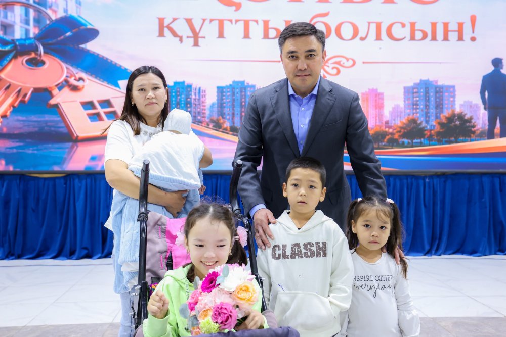 В ШЫМКЕНТЕ ЕЩЁ 30 СЕМЕЙ ПОЛУЧИЛИ КЛЮЧИ ОТ НОВЫХ КВАРТИР — Фото 4