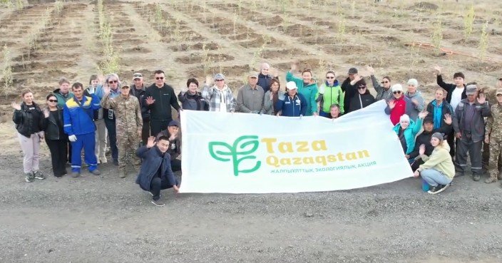 В городском экопарке Абая высадили 600 саженцев деревьев — Фото 1