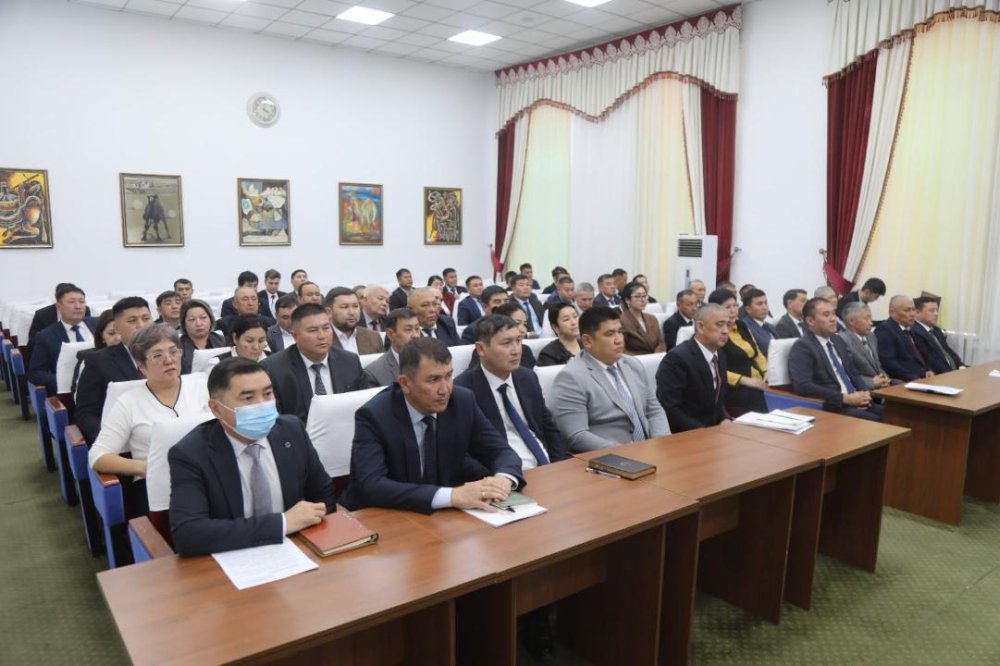 На заседании акимата рассмотрен ряд актуальных вопросов — Фото 4