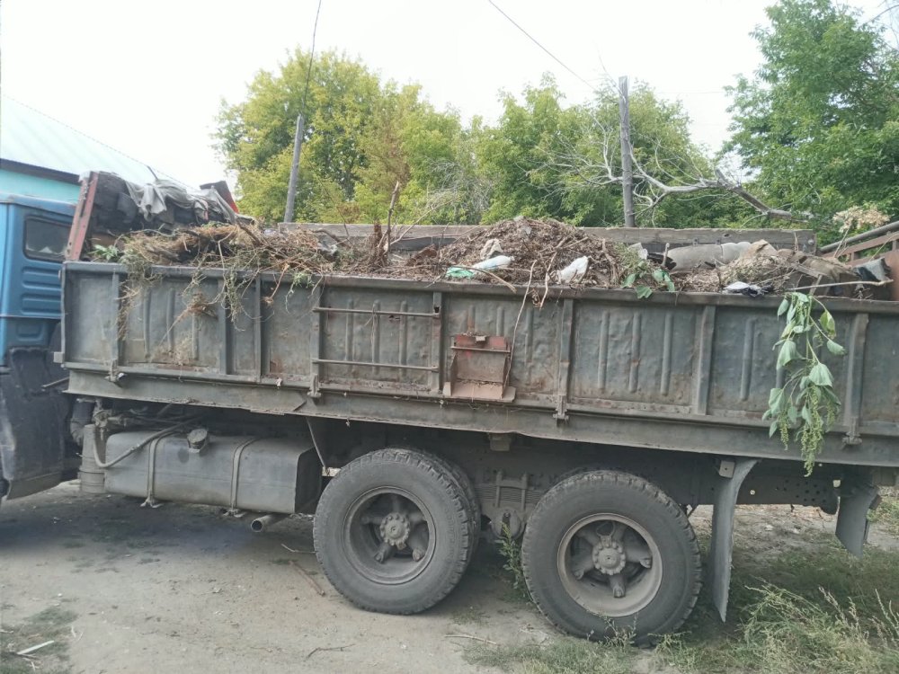 Уборка мусора и травы — Фото 5