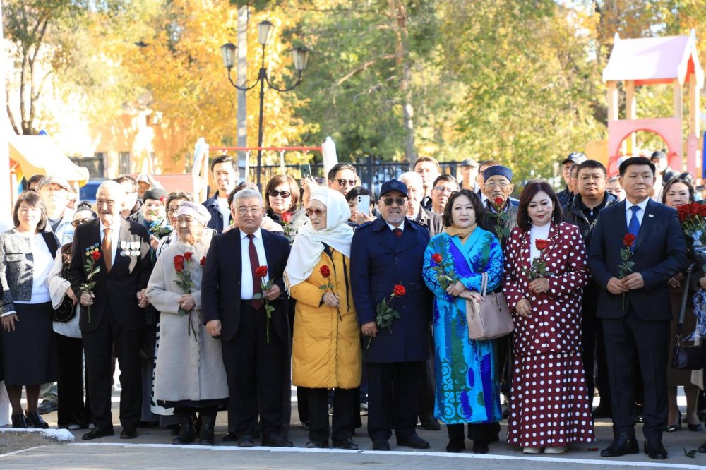 В Актобе открыли памятник выдающемуся поэту и композитору Бакиру Тажибаеву — Фото 8
