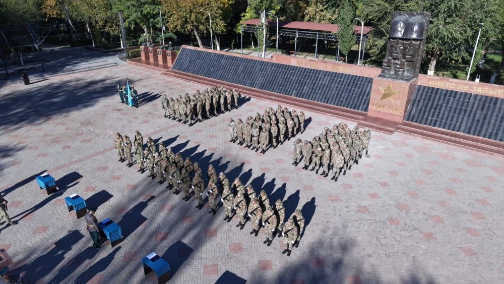 Новопринятые сотрудники торжественно приняли присягу — Фото 4