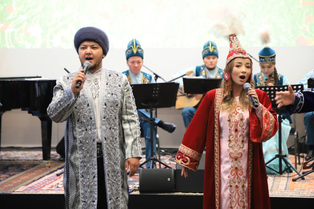 Мелодии Великой степи прозвучали в сердце Берлина — Фото 9