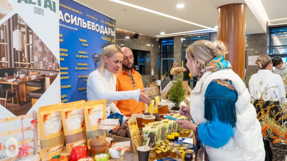 В областном центре ВКО представили прошлое и будущее Риддера — Фото 3