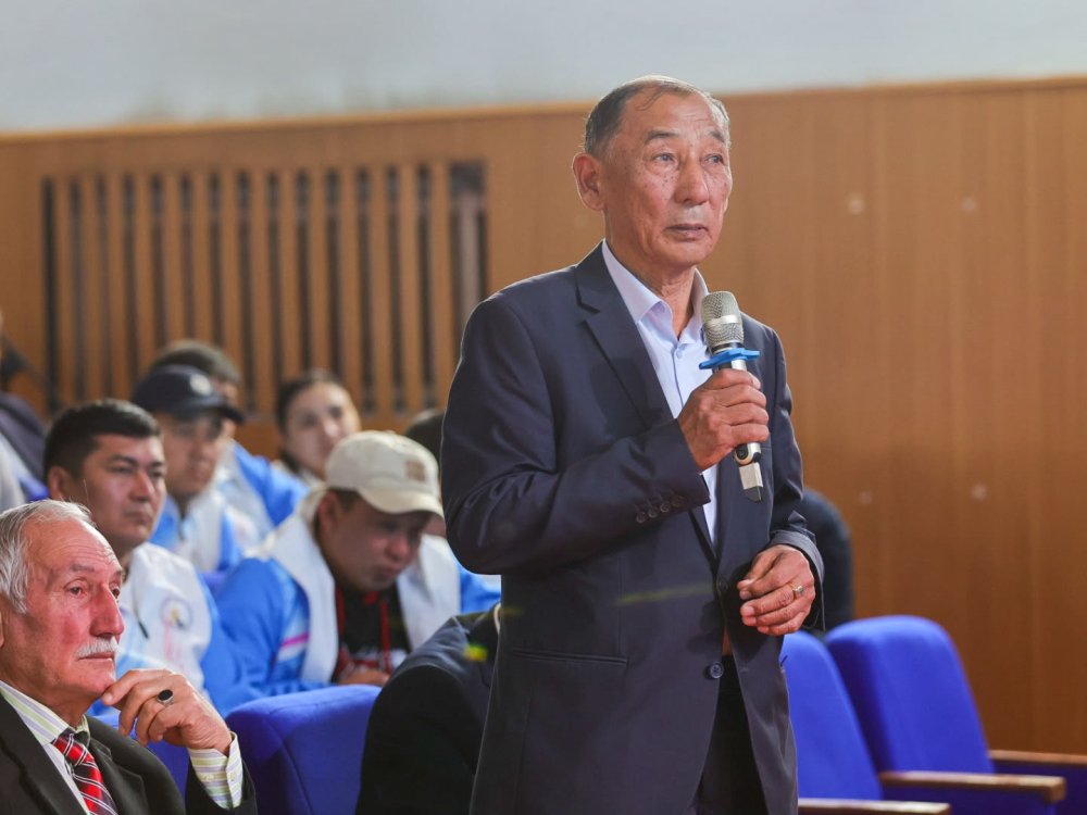 Ербол Карашукеев встретился с жителями Меркенского района — Фото 5