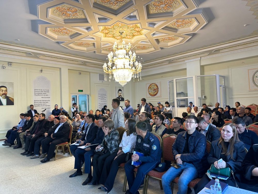В Ауэзовском районе прошла очередная встреча с жителями — Фото 7