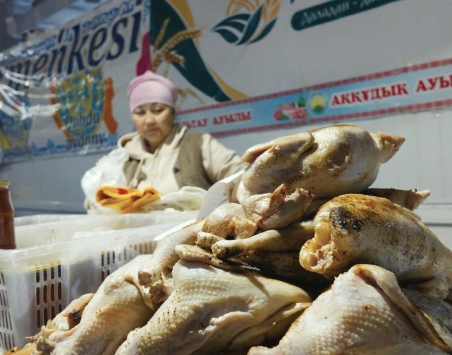 В Актобе жителям предложили продукты питания по доступным ценам — Фото 8