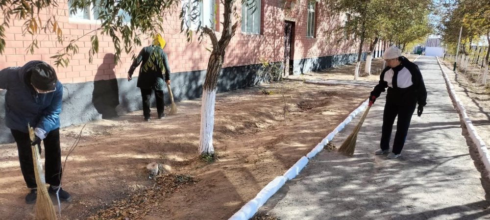 В районе активно продолжаются субботники — Фото 11