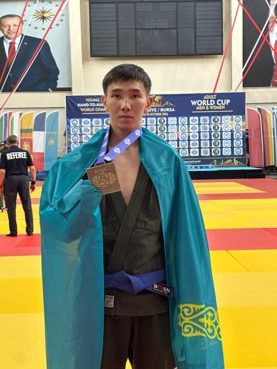 Спортсмены МЧС Казахстана завоевали медали Кубка мира по рукопашному бою — Фото 3
