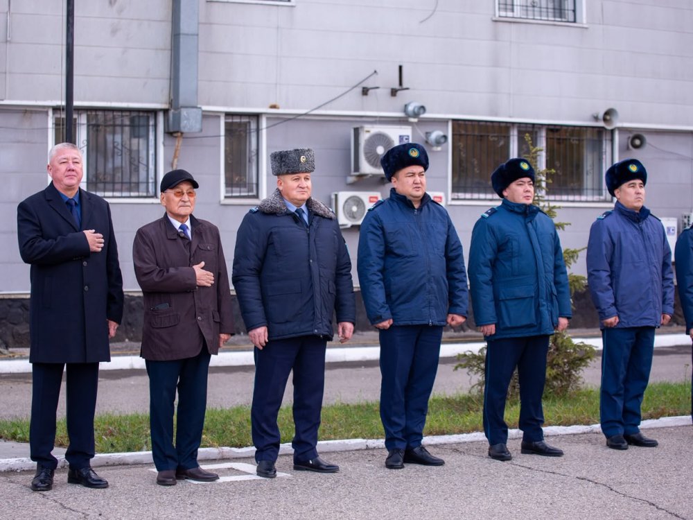 В преддверии Дня Республики 22 сотрудника полиции ВКО приняли присягу — Фото 2