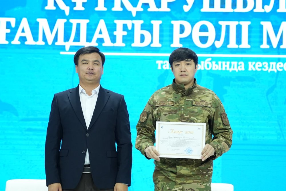 Урок безопасности: встреча с молодежью и общая ответственность за жизнь — Фото 9