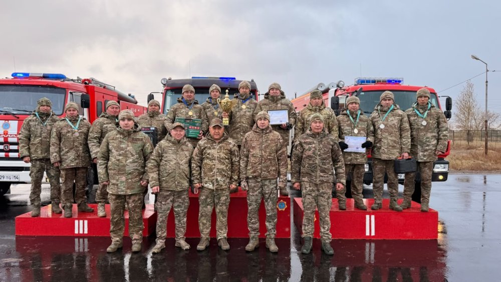 Скорость, точность и мастерство: в Павлодаре определили лучших водителей пожарных автомобилей — Фото 1