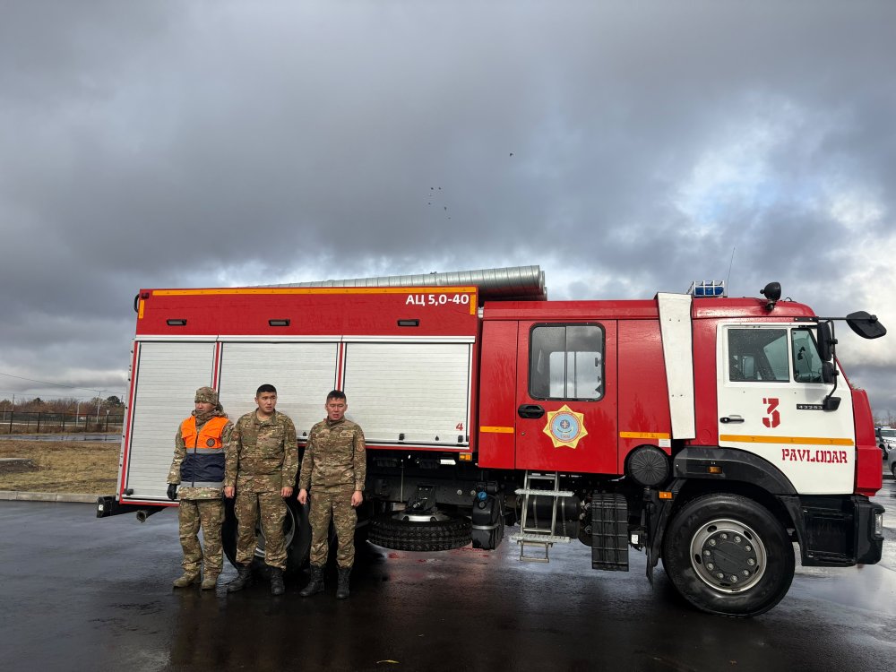 Скорость, точность и мастерство: в Павлодаре определили лучших водителей пожарных автомобилей — Фото 4