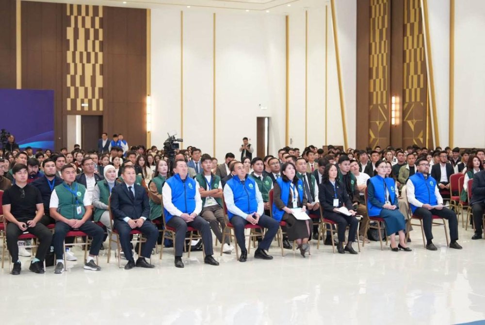 В Кызылорде стартовала международная волонтерская неделя «GREEN ARAL: VOLUNTEERS FOR LIFE 2026» — Фото 8