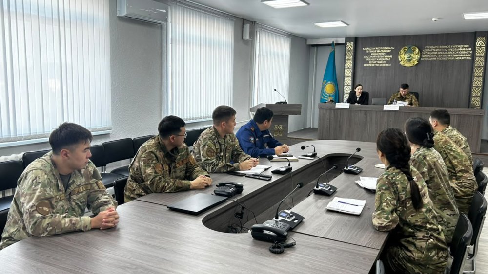 Судебную практику по делам о пожарах обсудили в ДЧС — Фото 1
