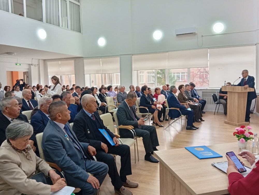 Уважение к старшим - мудрая национальная традиция — Фото 4