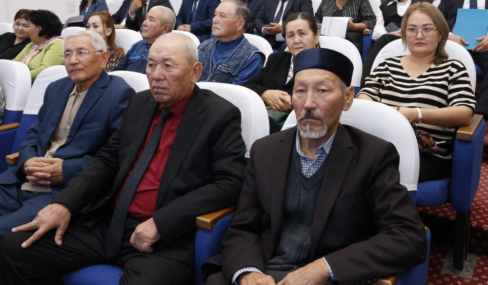 Бейбит Исабаев обозначил приоритетные направления дальнейшего развития Кербулакского района — Фото 7