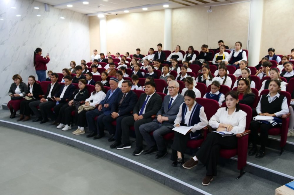 В Туркестане состоялась II региональная научная конференция «Туған өлке тағылымы» — Фото 1