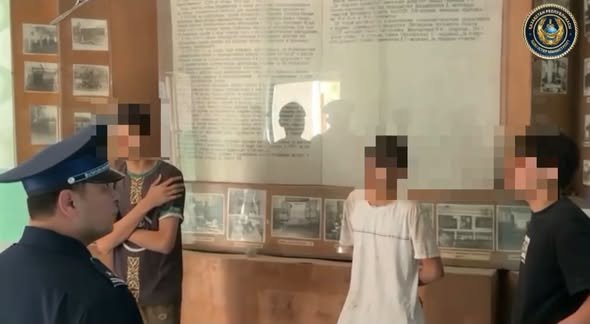 ОПМ "Безопасный дом": полиция усилила профилактическую работу с населением в Туркестанской области — Фото 4