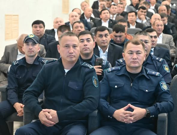 НА РОДИТЕЛЬСКОМ СОБРАНИИ ОБСУДИЛИ ВОПРОСЫ ВОСПИТАНИЯ ДЕТЕЙ — Фото 2