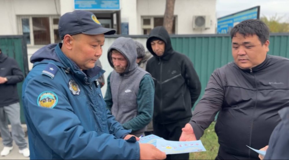 Полиция проводит встречи с населением в области Жетысу