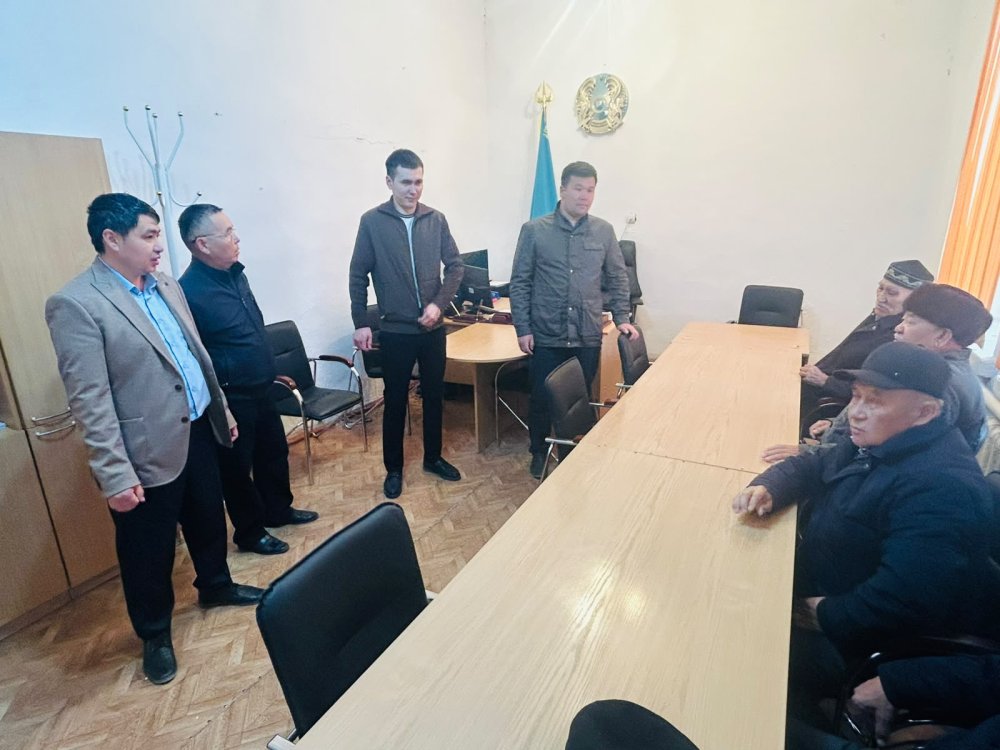 В Аралкумском сельском округе назначен молодой врач — Фото 3