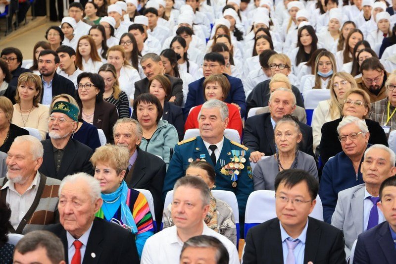 Карагандинскому медицинскому университету присвоили имя первого ректора Петра Поспелова