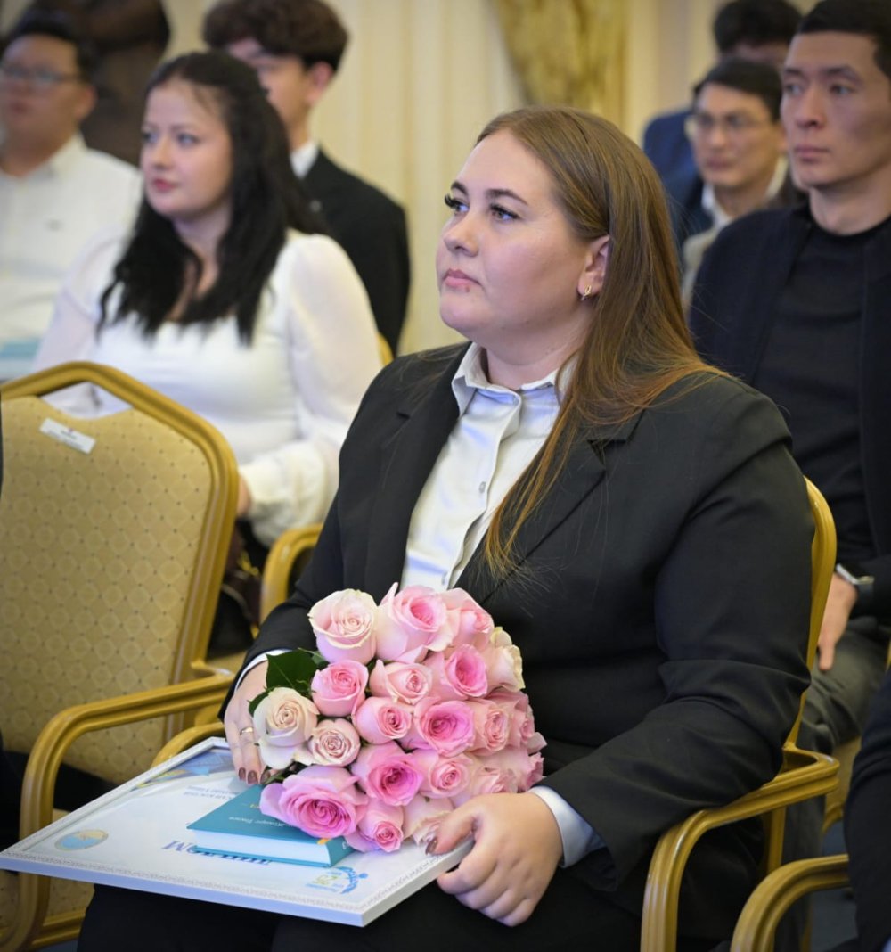 Открытый диалог с молодежью: в Павлодаре вручили премию «Тәуелсіздік ұрпақтары» — Фото 34