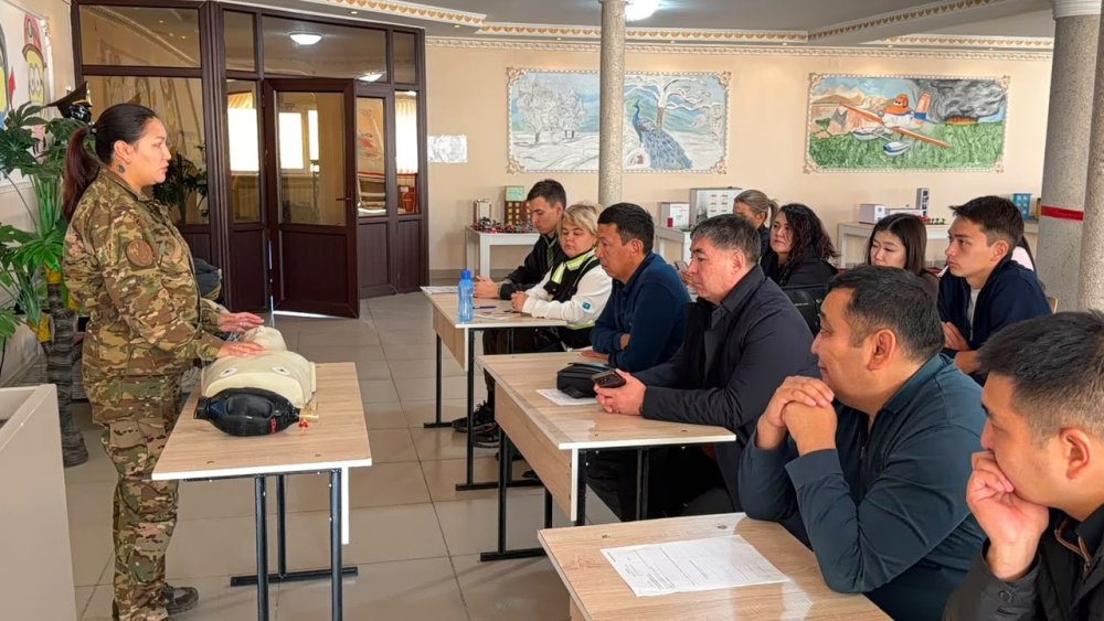 В Астане провели обучение волонтёров по гражданской обороне и безопасности — Фото 1