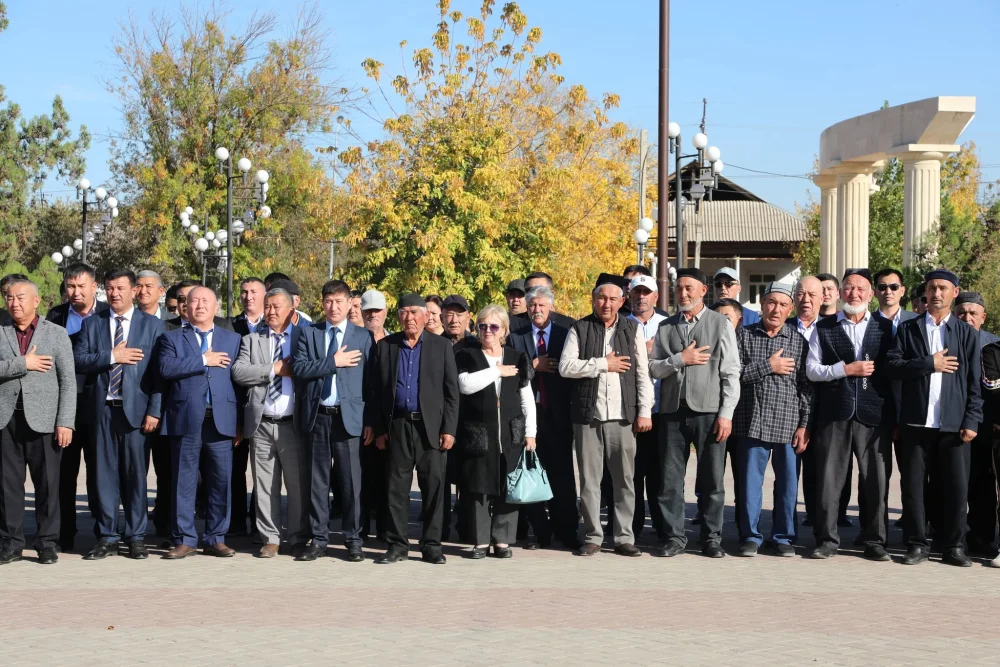 В МАКТААРАЛЕ СОСТОЯЛАСЬ ЦЕРЕМОНИЯ ПОДНЯТИЯ ГОСУДАРСТВЕННОГО ФЛАГА В ЧЕСТЬ ДНЯ РЕСПУБЛИКИ — Фото 6