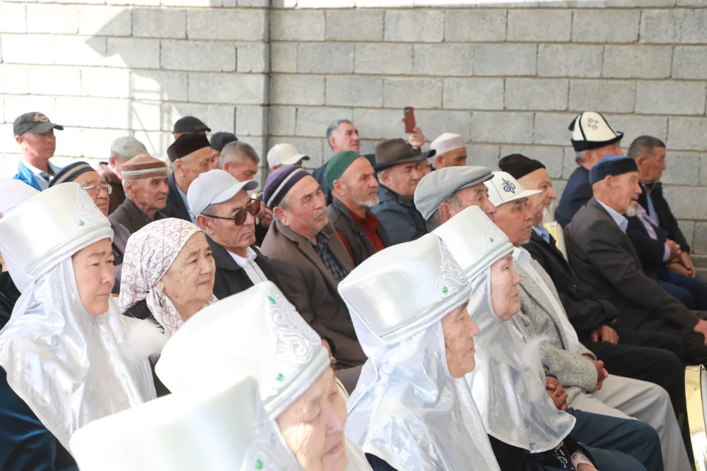 КО ДНЮ РЕСПУБЛИКИ В САРЫАГАШСКОМ РАЙОНЕ ВВЕДЕНЫ В ЭКСПЛУАТАЦИЮ СОВРЕМЕННЫЕ СПОРТИВНЫЕ ПЛОЩАДКИ — Фото 4