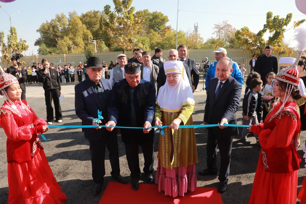 В НАСЕЛЁННОМ ПУНКТЕ ЖИБЕК ЖОЛЫ ВВЕДЕНЫ В ЭКСПЛУАТАЦИЮ СПОРТИВНАЯ И ДЕТСКАЯ ИГРОВАЯ ПЛОЩАДКИ — Фото 7