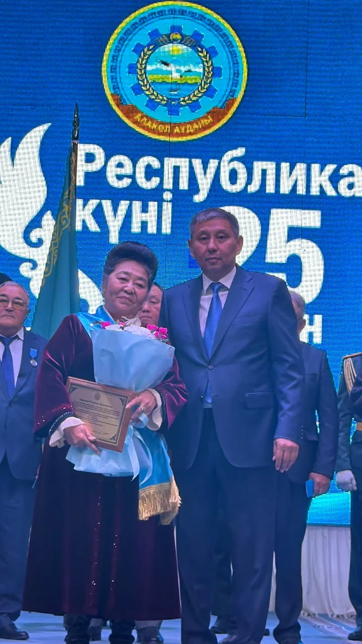 В Алакольском районе состоялось торжественное мероприятие, посвящённое Дню Республики — Фото 2