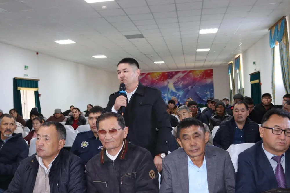 До полудня 21 октября я встретился с жителями сел Егиндыколь, Косколь. — Фото 8