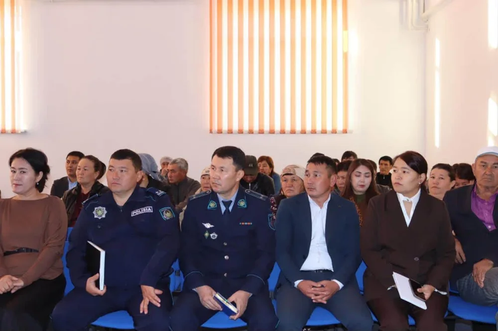Согласно плану, 22 октября я встретился с жителями Аккозинского, Саралжынского, Каракольского сельских округов. — Фото 5
