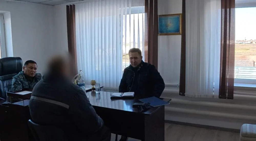 Представитель Уполномоченного по правам человека в Республике Казахстан по Карагандинской области К. М. Бейсенбеков провёл личный приём осуждённых в учреждениях уголовно-исполнительной системы региона — Фото 2