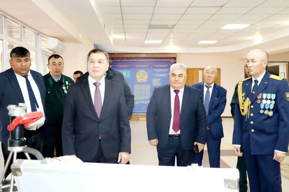 Торжественное мероприятие, посвящённое Дню работников лесного хозяйства, Дню спасателя и Дню работников санитарно-эпидемиологической службы. — Фото 2