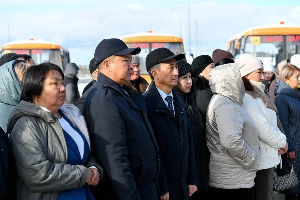 🚌 В ПРЕДДВЕРИИ ДНЯ РЕСПУБЛИКИ АКСУАТСКОМУ РАЙОНУ ВЫДЕЛЕН НОВЫЙ ШКОЛЬНЫЙ АВТОБУС — Фото 2