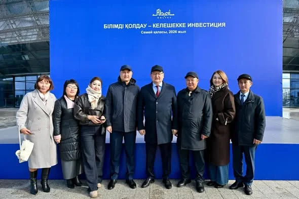 🚌 В ПРЕДДВЕРИИ ДНЯ РЕСПУБЛИКИ АКСУАТСКОМУ РАЙОНУ ВЫДЕЛЕН НОВЫЙ ШКОЛЬНЫЙ АВТОБУС — Фото 1