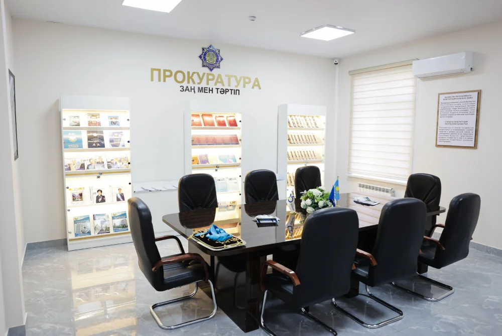 В преддверии 35-летия органов прокуратуры в Таразе открыто «Пространство будущего прокурора» — Фото 13