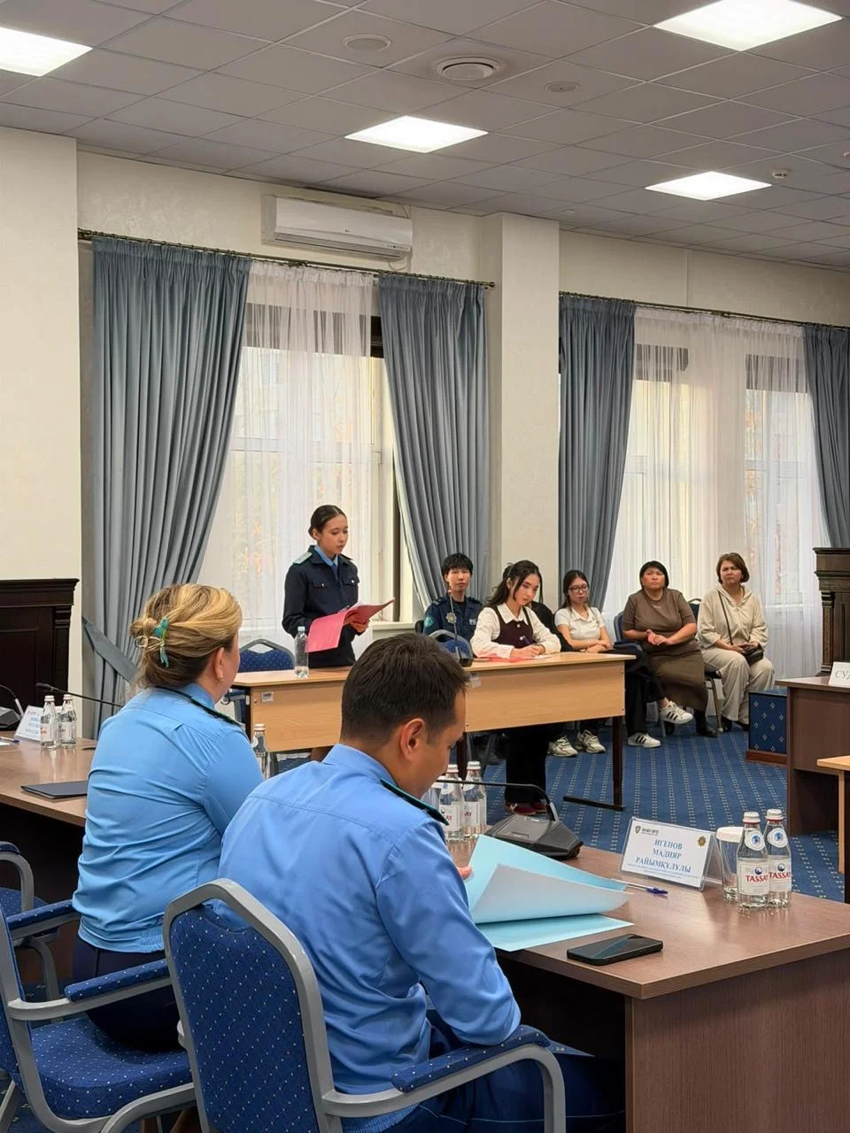 «Закон и порядок»: День открытых дверей для школьников провели в столичной прокуратуре — Фото 7