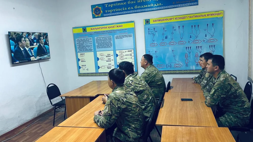 Гарнизон ДЧС Жамбылской области заслушал Послание Главы государства в прямом эфире — Фото 2