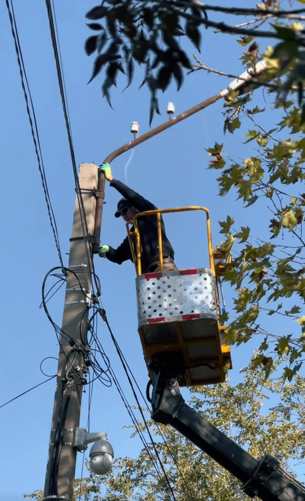 В АЛЬ-ФАРАБИЙСКОМ РАЙОНЕ ПРОВОДЯТСЯ РАБОТЫ ПО БЛАГОУСТРОЙСТВУ И УЛУЧШЕНИЮ ИНФРАСТРУКТУРЫ — Фото 2