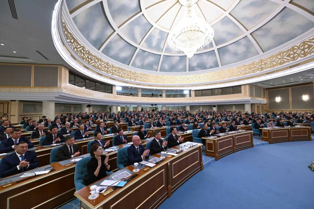 Глава государства выступил с Посланием народу Казахстана — Фото 7