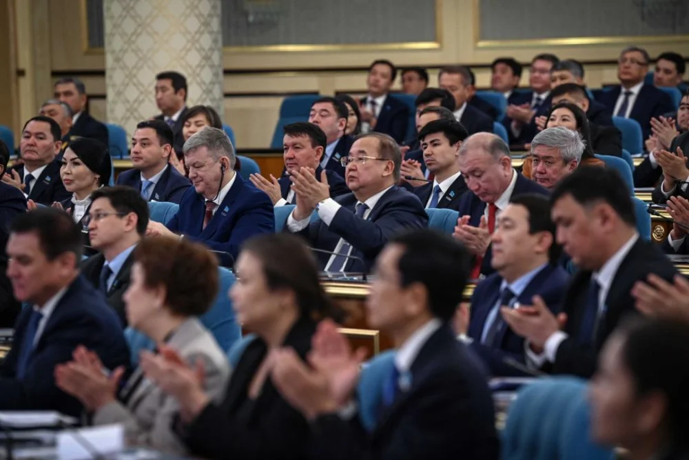 Глава государства выступил с Посланием народу Казахстана — Фото 5