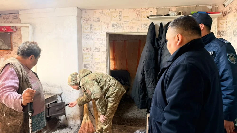 В РАЙОНЕ БАЙҚОҢЫР ПРОДОЛЖАЮТСЯ ПРОФИЛАКТИЧЕСКИЕ МЕРОПРИЯТИЯ ПО ПОЖАРНОЙ БЕЗОПАСНОСТИ — Фото 4