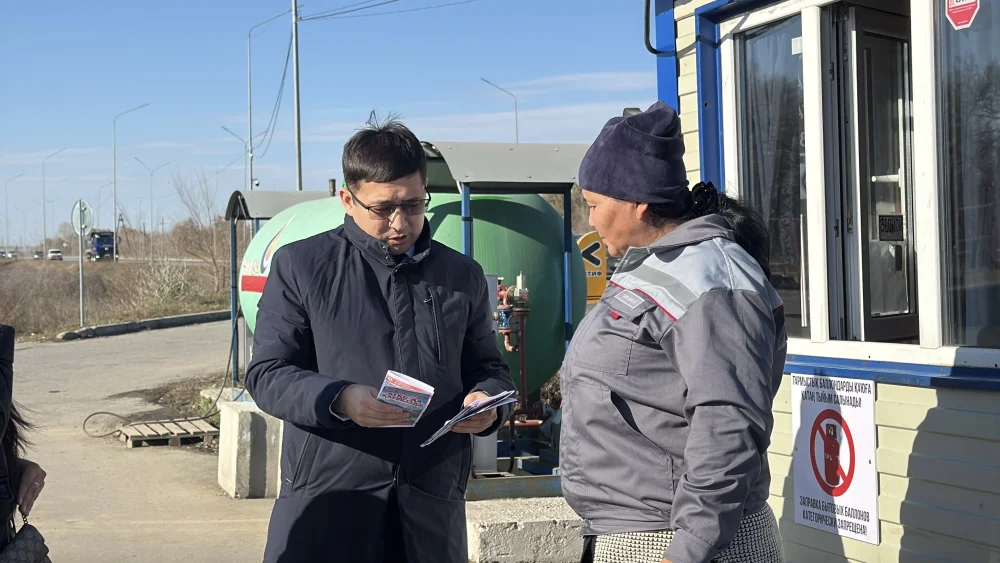 В Восточно Казахстанской области прошла разъяснительная акция по требованиям безопасности при использовании газовых баллонов — Фото 5